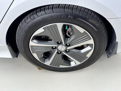 2018 Hyundai Sonata Hybrid - Photo 35
