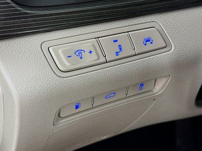 2018 Hyundai Sonata Hybrid - Photo 8