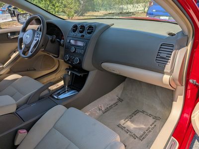 2010 Nissan Altima - Photo 16