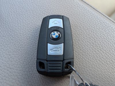 2011 BMW 3 Series - Photo 31