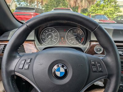 2011 BMW 3 Series - Photo 24