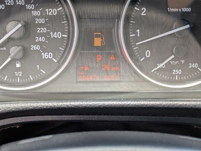 2011 BMW 3 Series - Photo 26