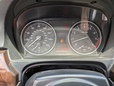 2011 BMW 3 Series - Photo 25