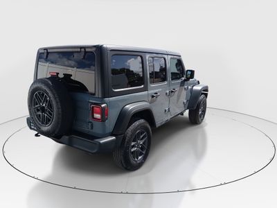 2024 Jeep Wrangler - Photo 7