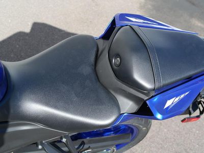 2026 Yamaha YZF-R3 - Photo 13