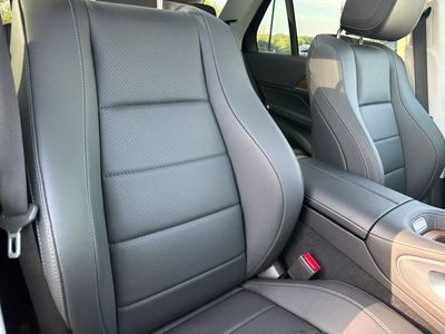 2025 Mercedes-Benz GLE - Photo 52
