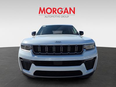 2026 Jeep Grand Cherokee — side profile view