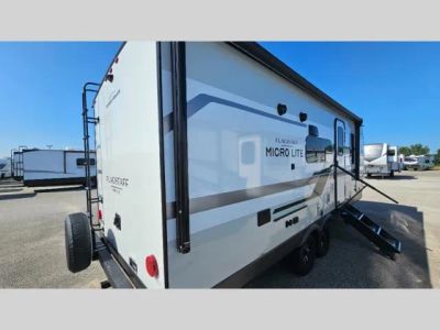 2026 Flagstaff Micro Lite - Photo 4