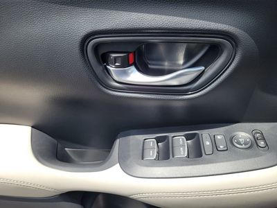 2026 Honda HR-V EX-L - Photo 14