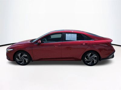 2025 Hyundai Elantra - Photo 8