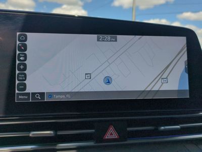 2025 Hyundai Elantra - Photo 25