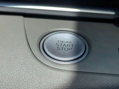 2025 Hyundai Elantra - Photo 37