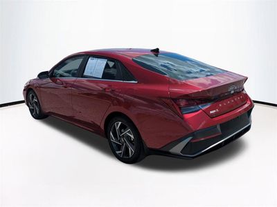 2025 Hyundai Elantra - Photo 7
