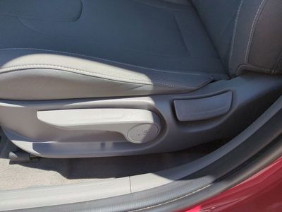 2025 Hyundai Elantra - Photo 21