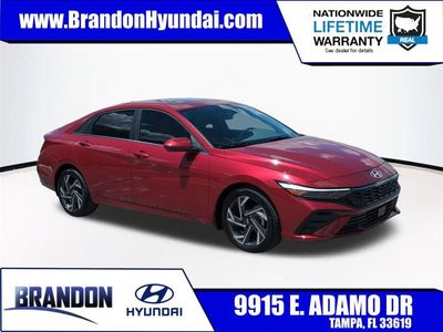 2025 Hyundai Elantra - Photo 1
