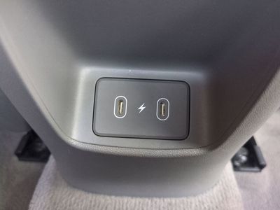 2025 Hyundai Elantra - Photo 15