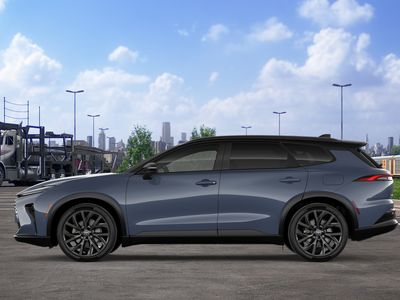 2026 Toyota Crown Signia - Photo 6