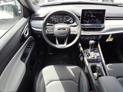 2026 Jeep Compass - Photo 10