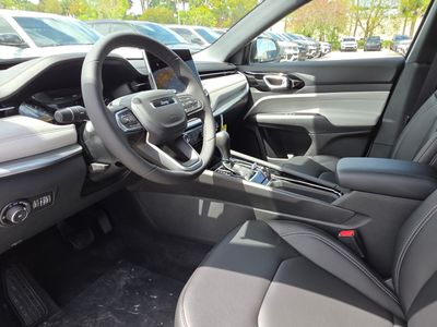 2026 Jeep Compass - Photo 13