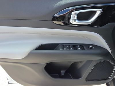 2026 Jeep Compass - Photo 14