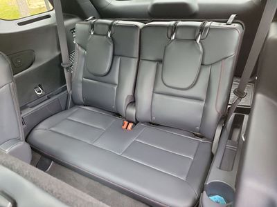 2026 Ford Explorer — photo 16 view