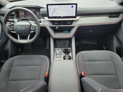 2026 Ford Explorer — photo 18 view