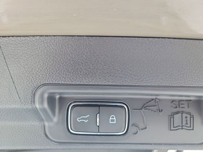 2026 Ford Explorer — photo 13 view