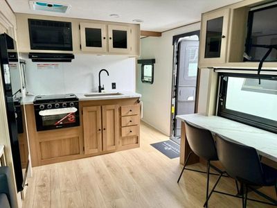 2026 Coachmen RV Apex Ultra-Lite - Photo 15