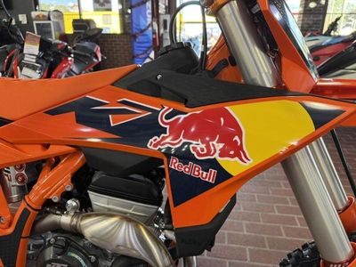 2026 KTM 250 SX-F Factory Edition - Photo 14