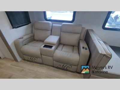 2026 Forest River RV Rockwood Ultra Lite - Photo 9
