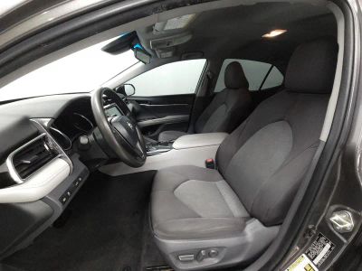2018 Toyota Camry - Photo 4