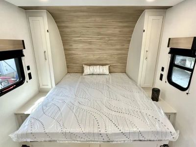 2027 Kz Rv Sportsmen 170MB — detail view