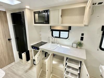 2027 Kz Rv Sportsmen 170MB — photo 12 view