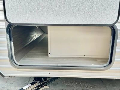 2027 Kz Rv Sportsmen 170MB — photo 21 view