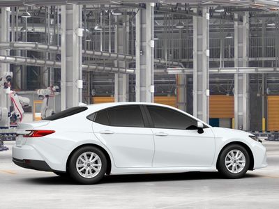 2026 Toyota Camry — photo 11 view
