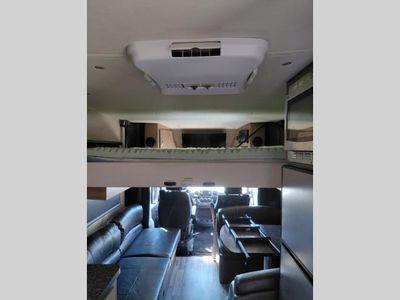2017 Dynamax REV — photo 14 view