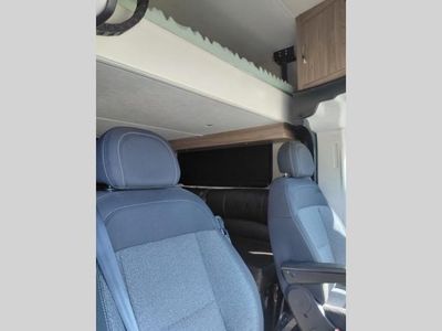 2017 Dynamax REV — photo 12 view