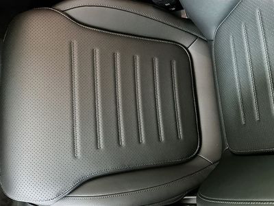2026 Mercedes-Benz GLC - Photo 18
