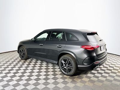 2026 Mercedes-Benz GLC - Photo 4