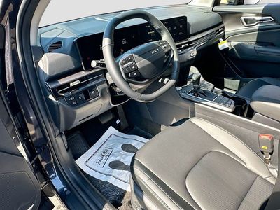 2026 Kia Sportage — photo 9 view
