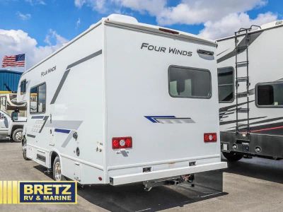 2026 Thor Motor Coach Four Winds - Photo 5