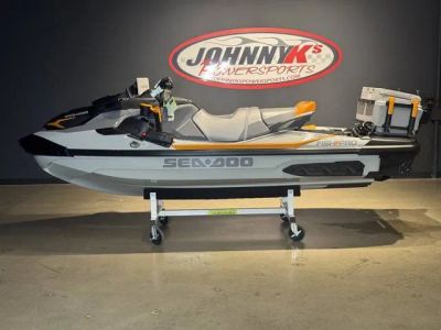 2026 Sea-Doo FishPro™ Trophy 170 — front three-quarter view