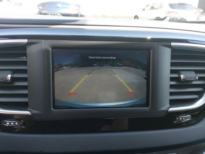 2023 Chrysler Voyager — photo 16 view