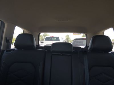 2025 Volkswagen Atlas - Photo 17