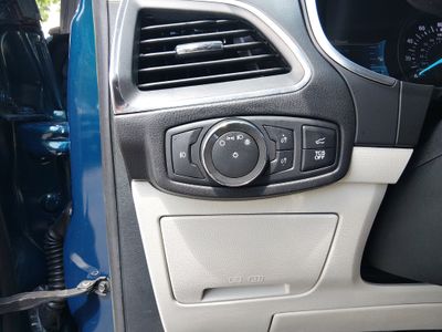 2020 Ford Edge - Photo 13