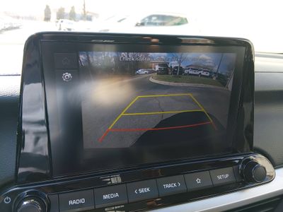 2024 Kia Forte - Photo 16