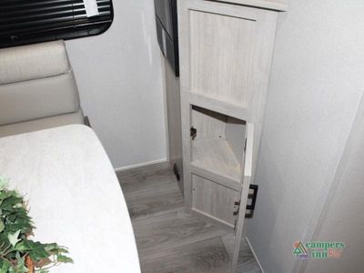 2025 Coachmen RV Catalina Summit Series 7 — photo 28 view