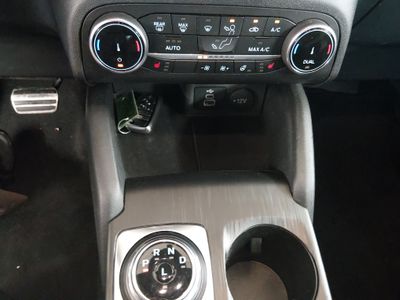 2024 Ford Escape — photo 13 view