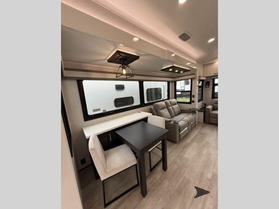 2026 Jayco Pinnacle - Photo 9