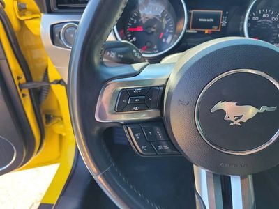 2018 Ford Mustang - Photo 16